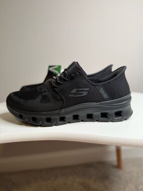 Skechers Men's All-Black Slip-resistant Work Athletic Slip-On Walkers